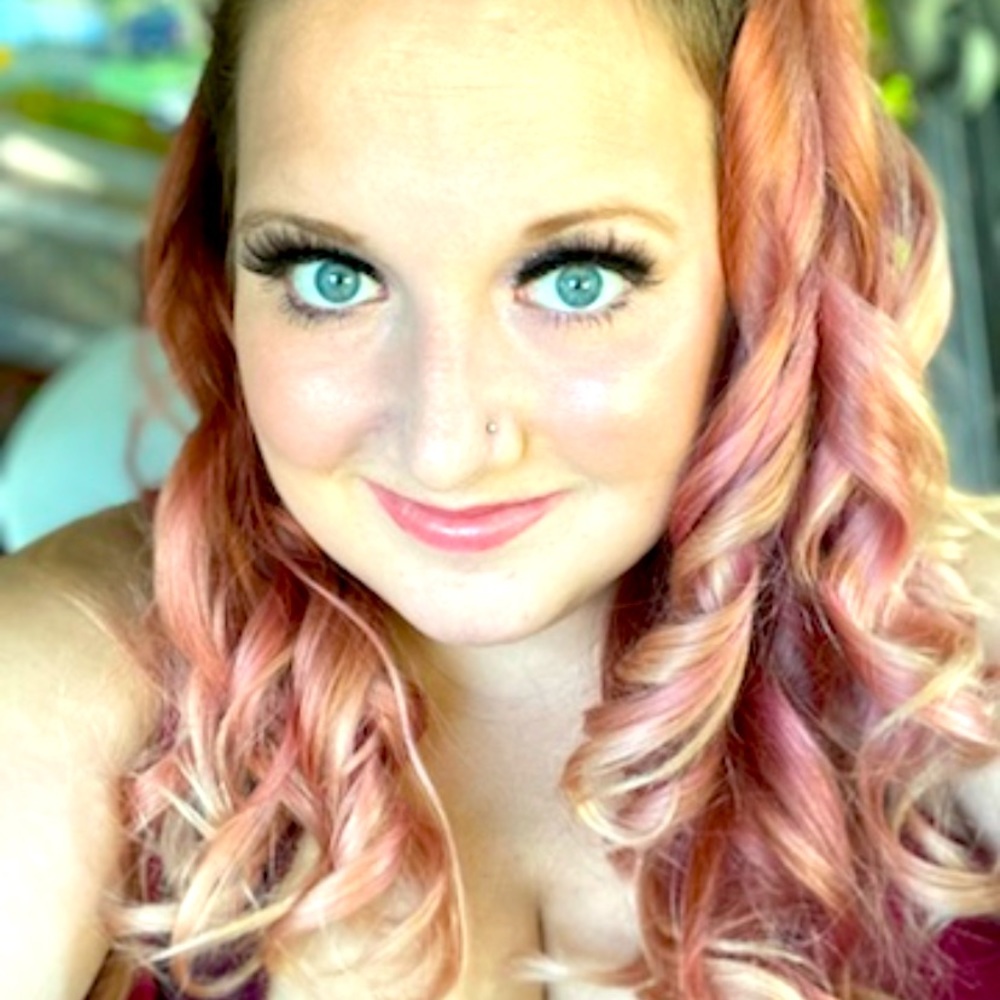 Meet your Posher, Kalee